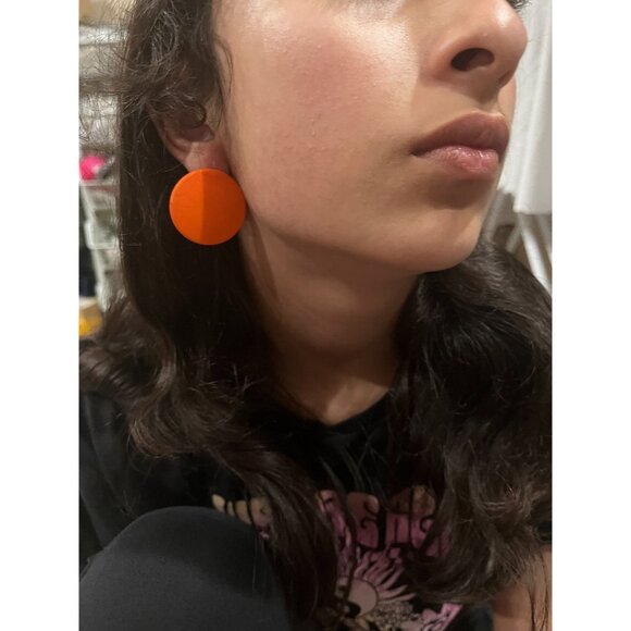 Orange stud earrings plastic orange round earrings circle earrings studs pierced - Picture 6 of 8